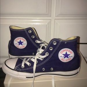 High top converse.